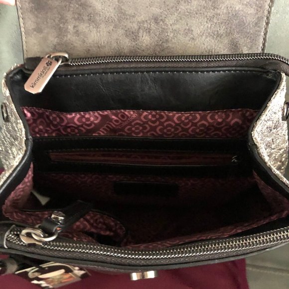 Akira – Silver Signature Backpack - Picture 3 of 10